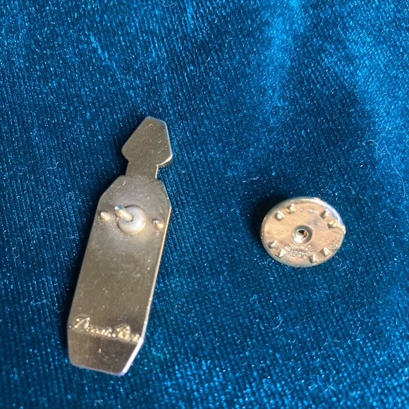 Vintage Givenchy pin signed Decat Paris - Picture 7 of 7